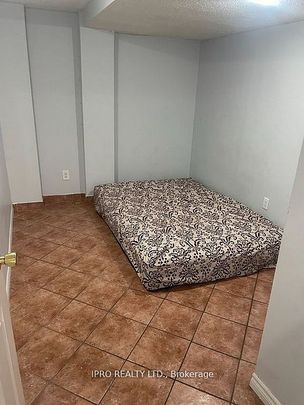 For Lease - 824 Preston Manor Drive Unit# Bsmt, Mississauga, Ontario - Photo 1