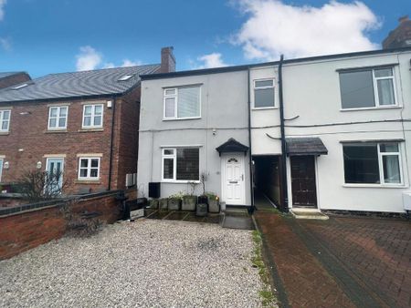 3 bedroom semi-detached house to rent - Photo 2