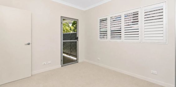 Private Lakeside Oasis - Photo 3