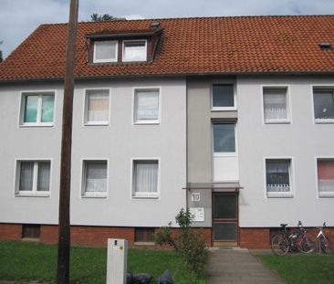 Charmante, frisch renovierte 3-Zimmer-Dachgeschosswohnung mit ca. 4... - Foto 4