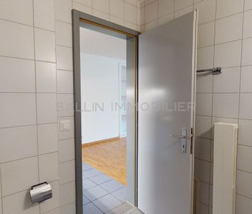 APPARTEMENT DE 2 PIECES PROCHE DE TOUTES COMMODITES - Foto 4