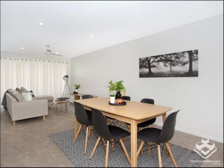 2 bedroom modern apartment in popular Corinda - Photo 3