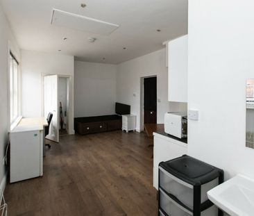 5 Bed Student flat on Kings Road - Photo 5