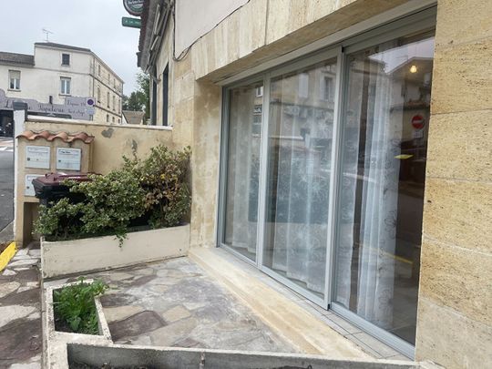 33450 SAINT-LOUBES - Appartement T1 bis à louer avec terrasse privative - Photo 1