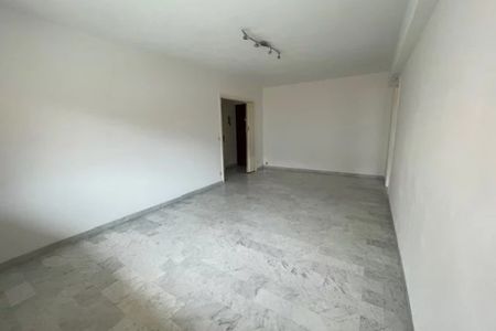 2 pièces meublé Vence la poste - Photo 2