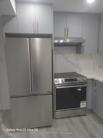 For Lease - 43 Herefordshire Crescent Unit# UNIT 2, Newmarket, Ontario - Photo 3