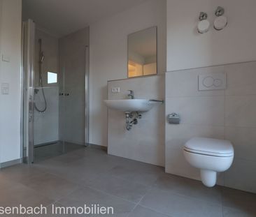 Morgen schon einziehen! Exklusive Wohnung im Zentrum von Grenzach (... - Photo 2