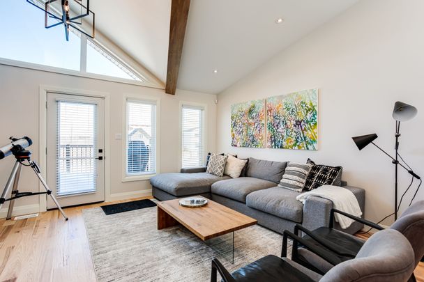 For Lease - 106 Alpine Springs Court Unit# 10, Blue Mountains, Ontario - Photo 1