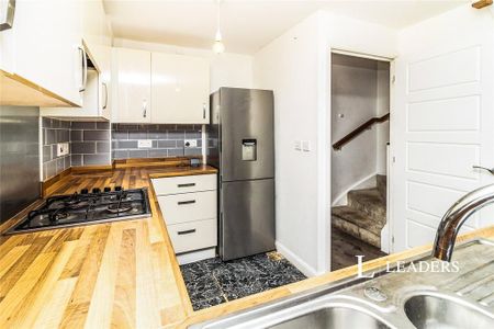 4 bedroom house to rent - Photo 5