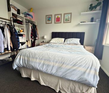 Modern 3-Bedroom Home in Central Phillipstown - Photo 6