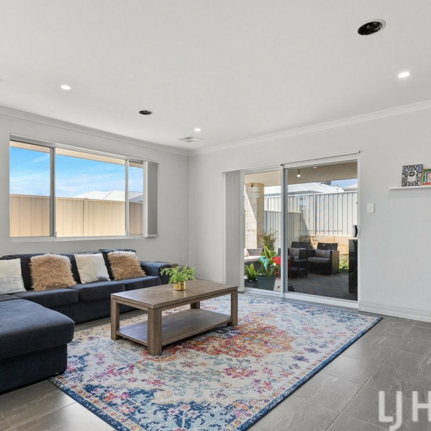 Golden Bay Delight - Fabulous Family Home - Photo 1