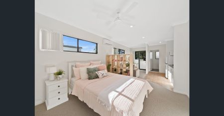 FULLY FURNISHED, DESIGNER STUDIO APARTMENT– BILLS INCLUDED! - Photo 4