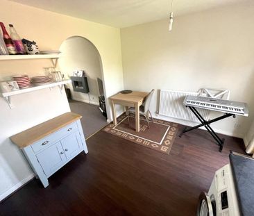 2 bedroom terraced house to rent - Photo 5