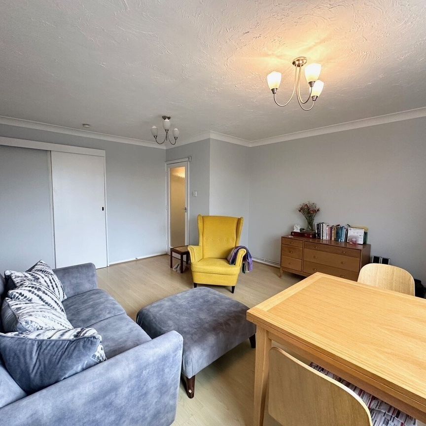 CM2 0BH, Chelmsford - Photo 1