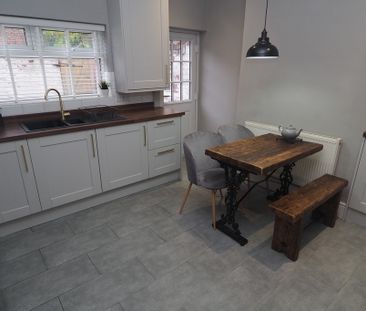 2 bedroom to let - Photo 4