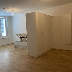 Barrierefreie Wohnung in ausgezeichneter Lage und optimaler Verkehrsanbindung - Photo 3