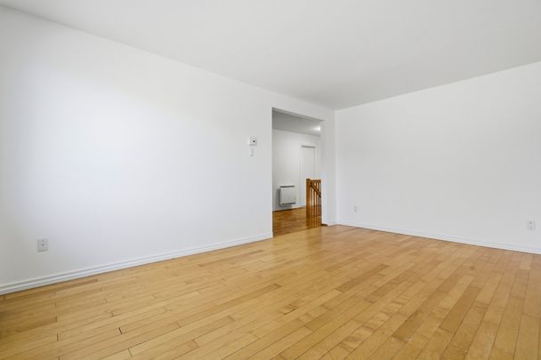 Appartement - 755 Rue Louise - Photo 1