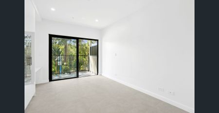 Stylish Brand-New Studios – Walk to Warringah Mall - Photo 5