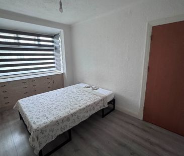 Room in a Shared House, Shelbourne Road, N17 - Photo 2