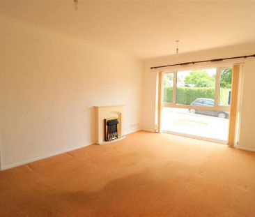 2 bedroom semi-detached bungalow to rent - Photo 2