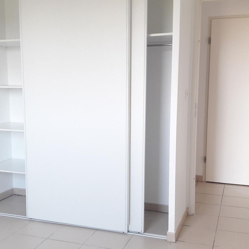 location Appartement T2 DE 43.86m² À MERVILLE - Photo 1