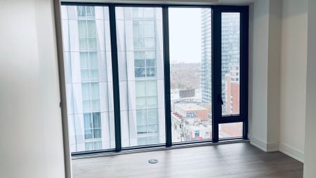 For Lease - 8 Cumberland Street Unit# 1108, Toronto, Ontario - Photo 3