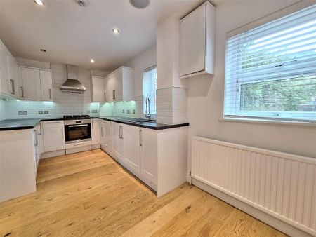 2 bedroom apartment to rent - Photo 5