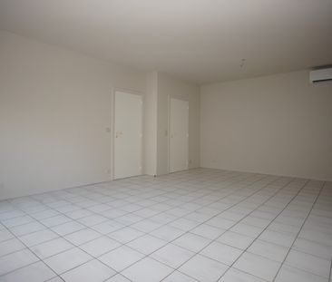 Instapklaar 2 slaapkamer appartement met garage - Foto 3