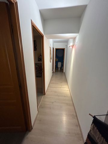 NAGES ET SOLORGUES - Appartement en R+1 T4 de 104m² avec terrasse couverte - Photo 2