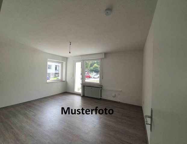 Stop: 3,5-Zimmer-Wohnung in zentraler Lage - Foto 1