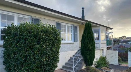 3 spacious bedrooms - Henderson - Photo 4