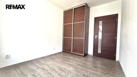 Pronájem bytu 2+kk v osobním vlastnictví 40 m², Louny - Photo 2