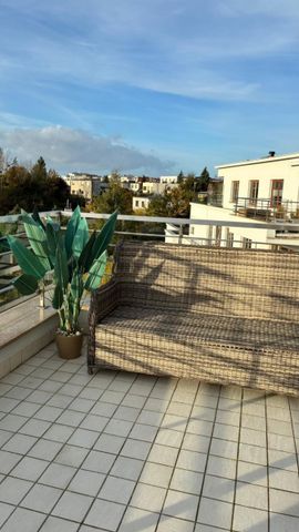 Mieszkanie w wyjątkowej okolicy w Gdyni - Zdjęcie 3