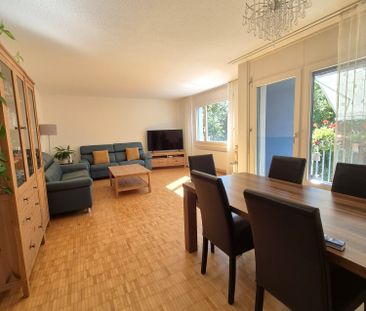 Gepflegte 2.5-Zimmerwohnung mit Balkon an idyllischer Lage - Foto 1