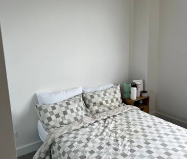 Hampton - Photo 3