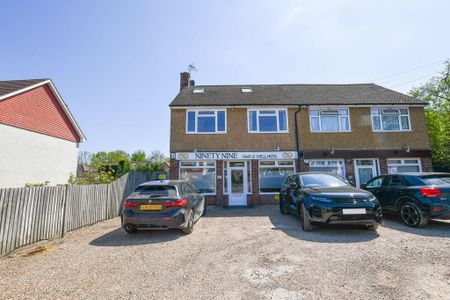 3 bedroom flat to rent - Photo 3
