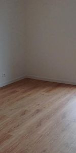 location Appartement T2 DE 47.84m² À REIMS - Photo 3