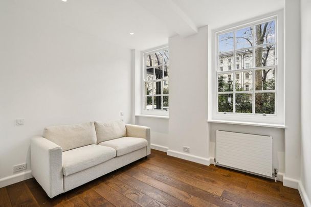 3 bedroom flat to rent - Photo 1