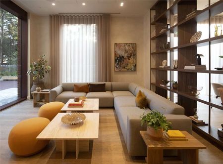 Stunning new one bedroom apartment located in Ontario Point. - Photo 2