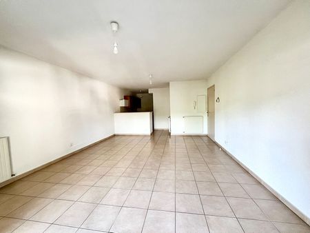 Location Appartement 2 pièces 52m² - Photo 2