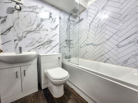 Waterside Place, CM21, Sawbridgeworth - Photo 4