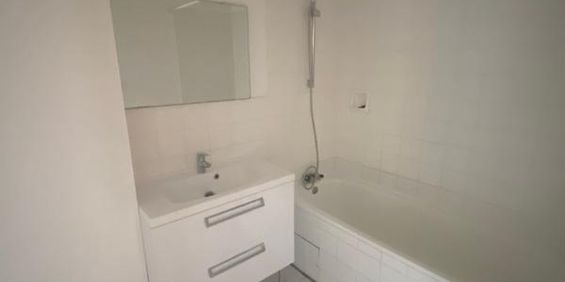 Location Appartement 2 pièces 48m² BREST 29200 - Photo 3