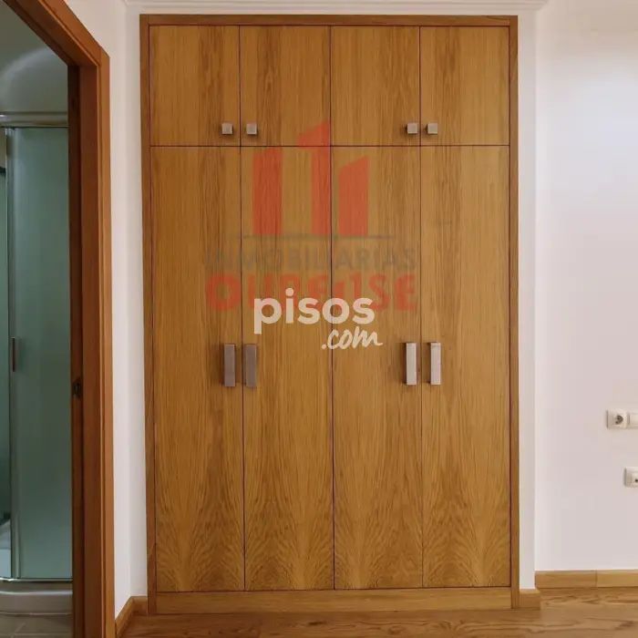 Piso en alquiler en Centro - Photo 1