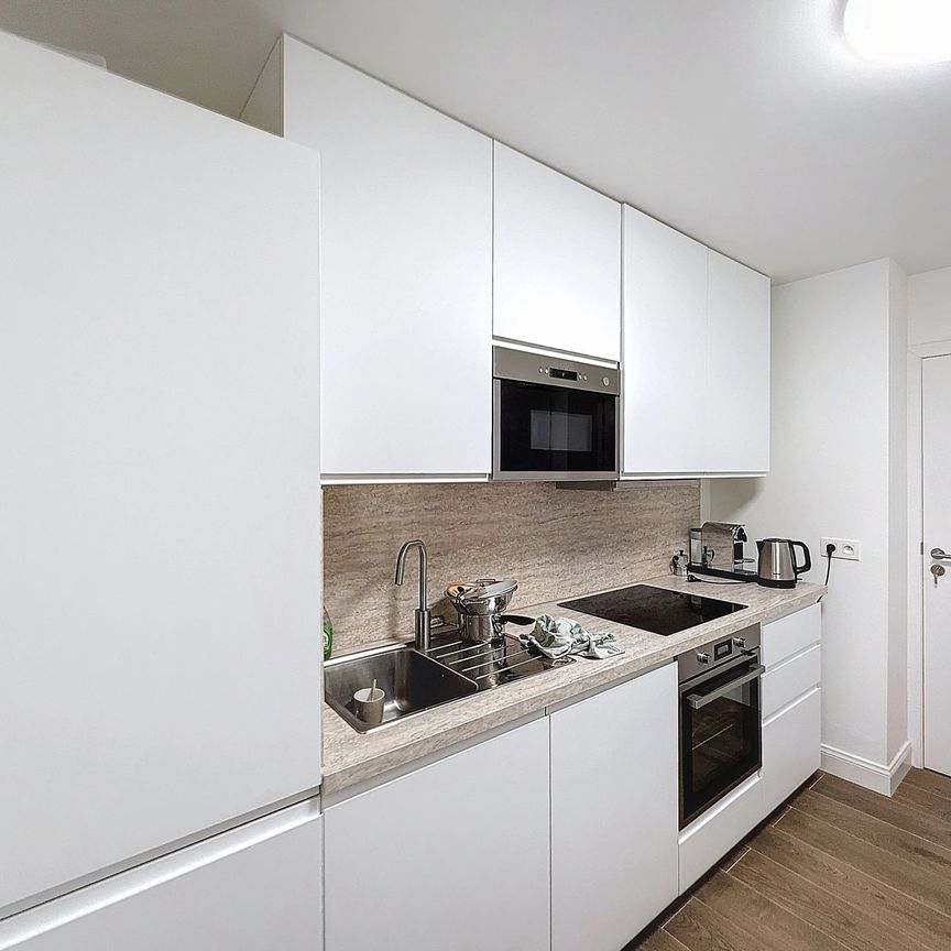 FLAGEY KAMER IN GEZELLIG GEZELSCHAP - Photo 1