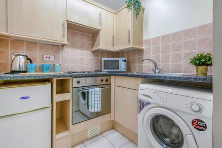 1 bedroom flat to rent - Photo 4