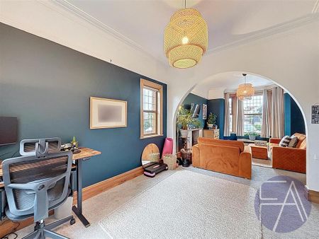 3 bedroom semi-detached house to rent - Photo 4