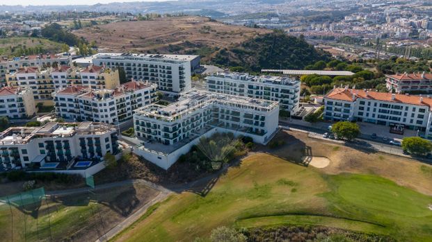 Apartamento T4 em Lisboa - Photo 1