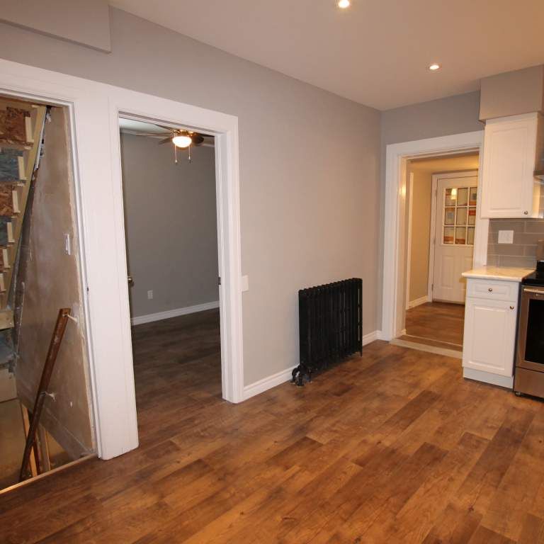 2 Garibaldi Street - Photo 1