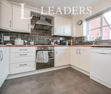 4 bedroom house to rent Griffiths Close, Ipswich, IP4 - Photo 2