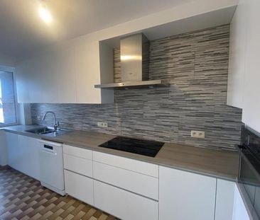 GERENOVEEERD Appartement 3e verdiep in hartje Sint-Kruis met autost... - Photo 5